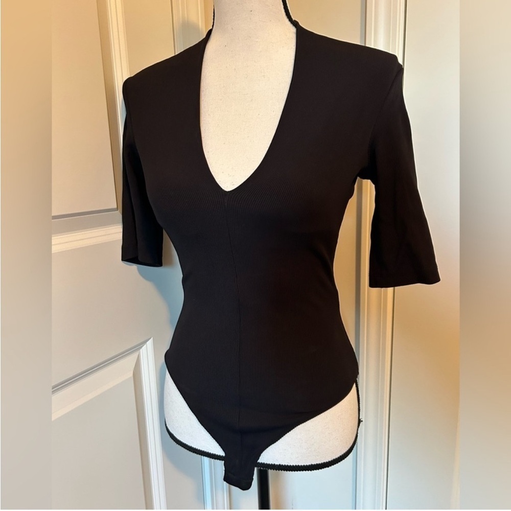 H&m dressy or formal sheek Black Bodysuit deep vneck mid sleeve